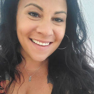 Meet your Posher, Marisa